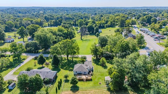 1667 Old Frankfort Road, Lawrenceburg, KY 40342