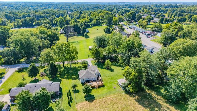 1667 Old Frankfort Road, Lawrenceburg, KY 40342