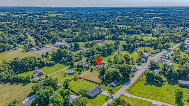 1667 Old Frankfort Road, Lawrenceburg, KY 40342