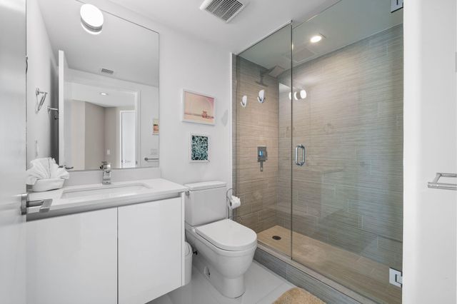 300 Sunny Isles Blvd 4-2201, Sunny Isles Beach, FL 33160