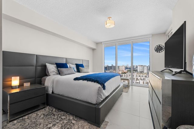 300 Sunny Isles Blvd 4-2201, Sunny Isles Beach, FL 33160