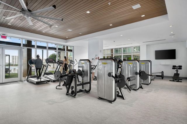 300 Sunny Isles Blvd 4-2201, Sunny Isles Beach, FL 33160