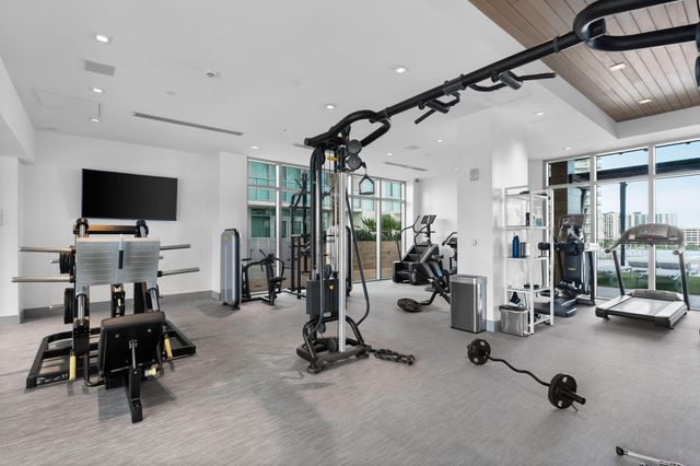 300 Sunny Isles Blvd 4-2201, Sunny Isles Beach, FL 33160