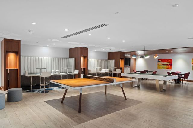 300 Sunny Isles Blvd 4-2201, Sunny Isles Beach, FL 33160