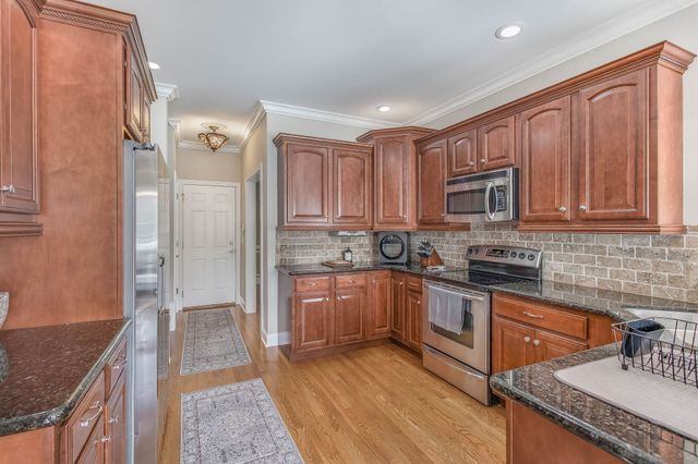 3630 Geneva Dr, Murfreesboro, TN 37128