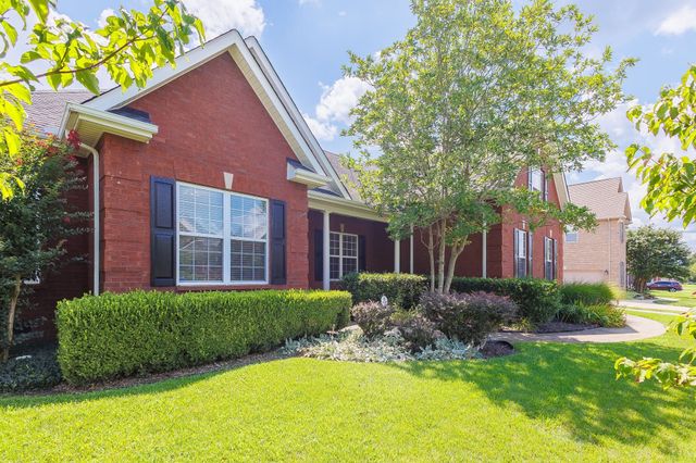 3630 Geneva Dr, Murfreesboro, TN 37128