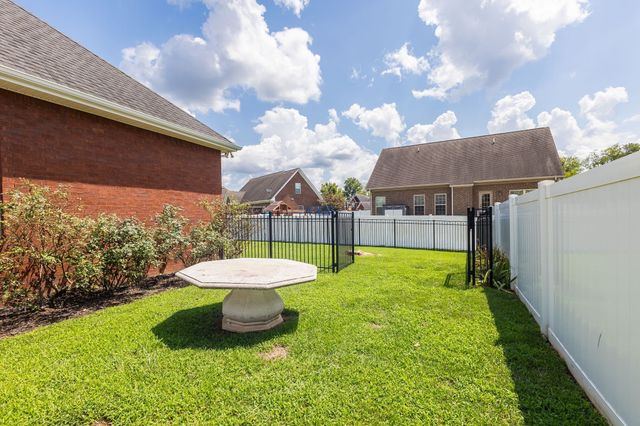 3630 Geneva Dr, Murfreesboro, TN 37128