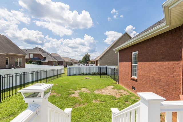 3630 Geneva Dr, Murfreesboro, TN 37128