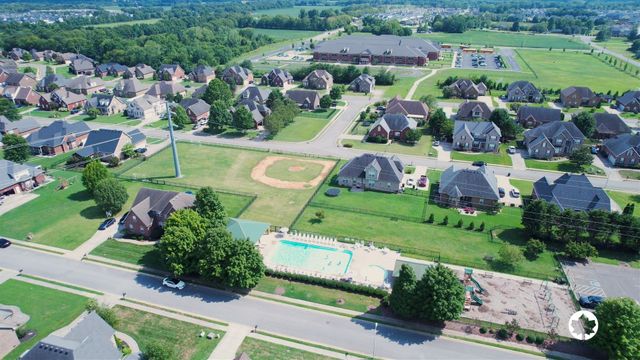 3630 Geneva Dr, Murfreesboro, TN 37128