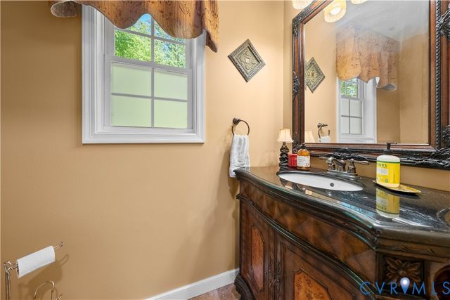 2007 Upperbury Ct, Midlothian, VA 23114