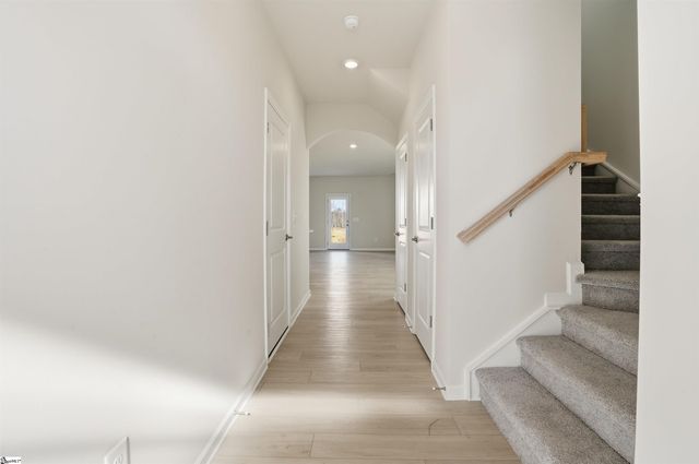 467 Lee's Corner Lane, Woodruff, SC 29388