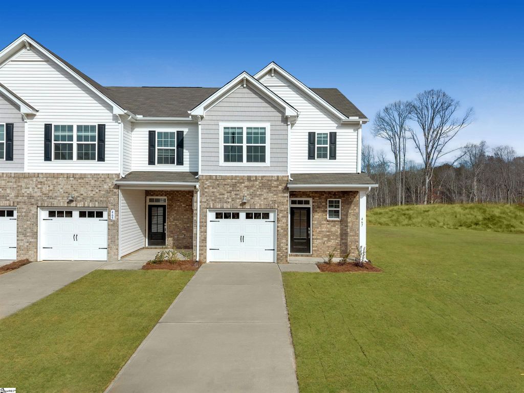 467 Lee's Corner Lane, Woodruff, SC 29388