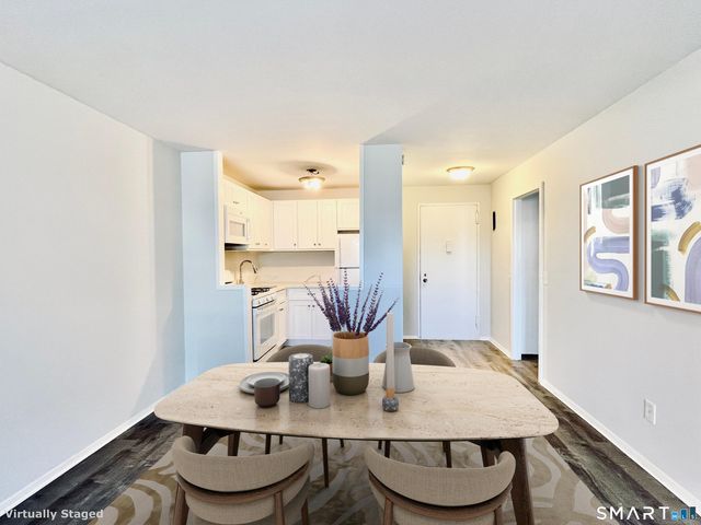 140 Grove Street 5J, Stamford, CT 06901