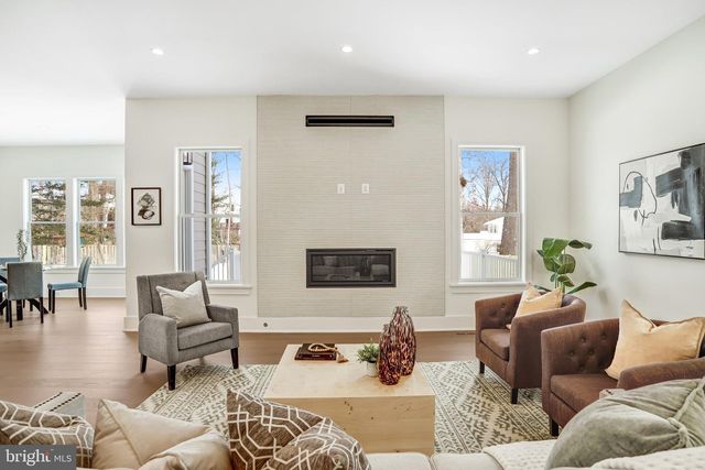 2633 WOOSTER CT, Vienna, VA 22180