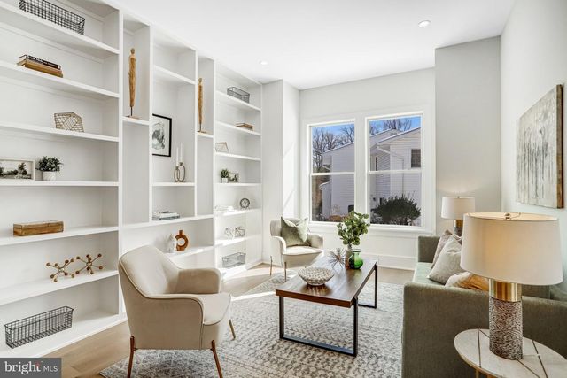 2633 WOOSTER CT, Vienna, VA 22180