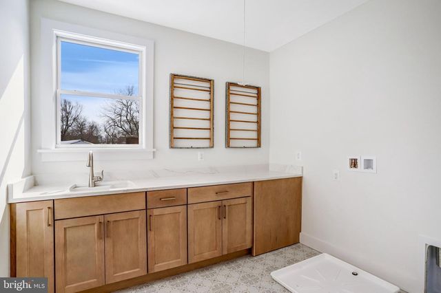 2633 WOOSTER CT, Vienna, VA 22180