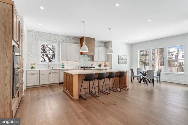 2633 WOOSTER CT, Vienna, VA 22180