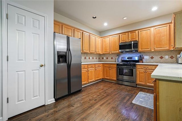 2958 Wintercrest Drive 6, Atlanta, GA 30360