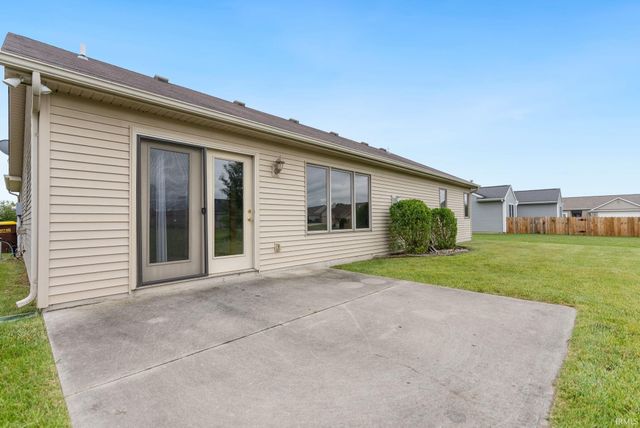 2726 Bearberry Court, Fort Wayne, IN 46818