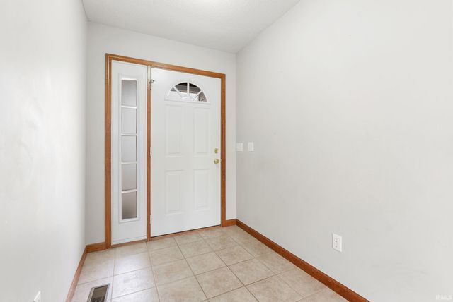 2726 Bearberry Court, Fort Wayne, IN 46818