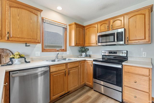 2726 Bearberry Court, Fort Wayne, IN 46818
