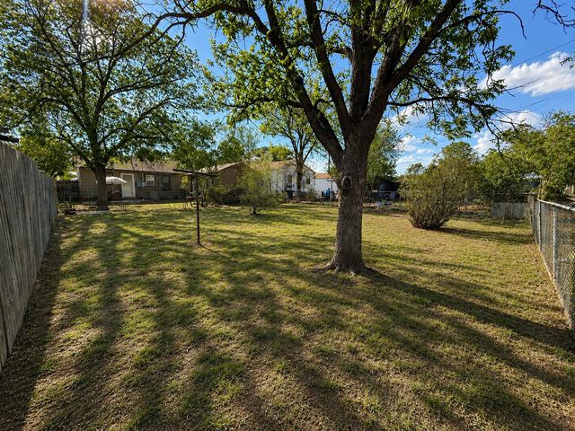 703 S Birmingham Street, Amarillo, TX 79104