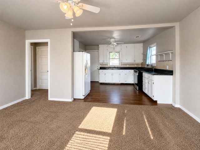 703 S Birmingham Street, Amarillo, TX 79104