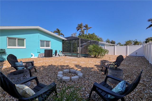 7238 Emily DR, Fort Myers, FL 33908