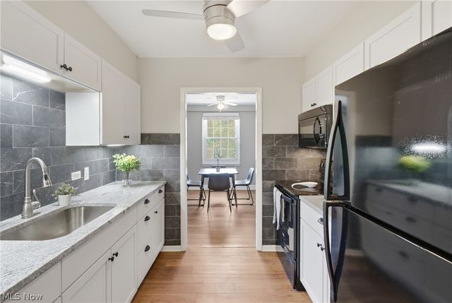 13800 Fairhill Rd 419, Shaker Heights, OH 44120