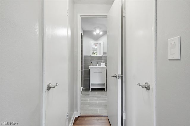 13800 Fairhill Rd 419, Shaker Heights, OH 44120