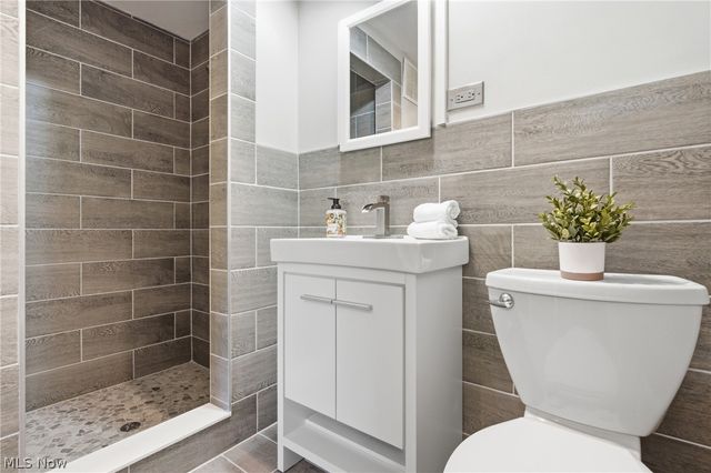 13800 Fairhill Rd 419, Shaker Heights, OH 44120