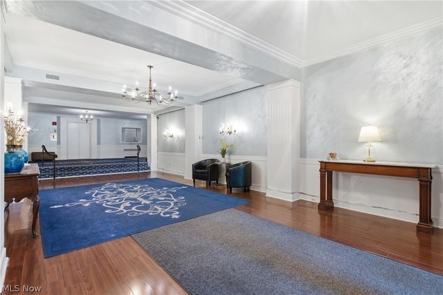 13800 Fairhill Rd 419, Shaker Heights, OH 44120