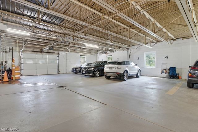 13800 Fairhill Rd 419, Shaker Heights, OH 44120