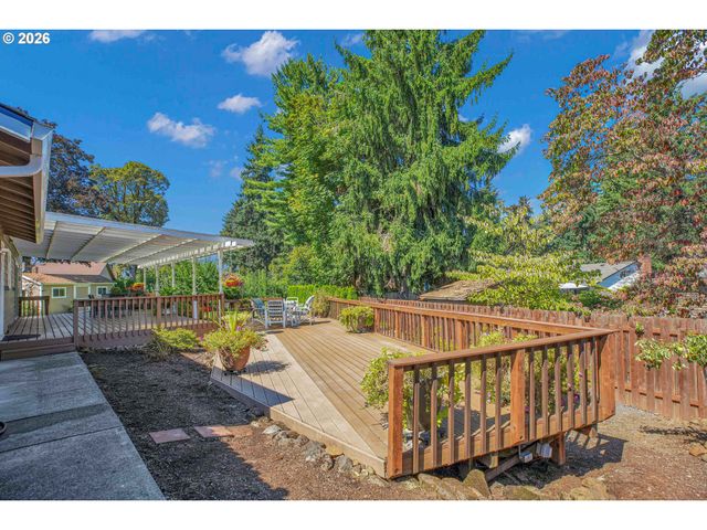 17295 TIMOTHY Way, Gladstone, OR 97027