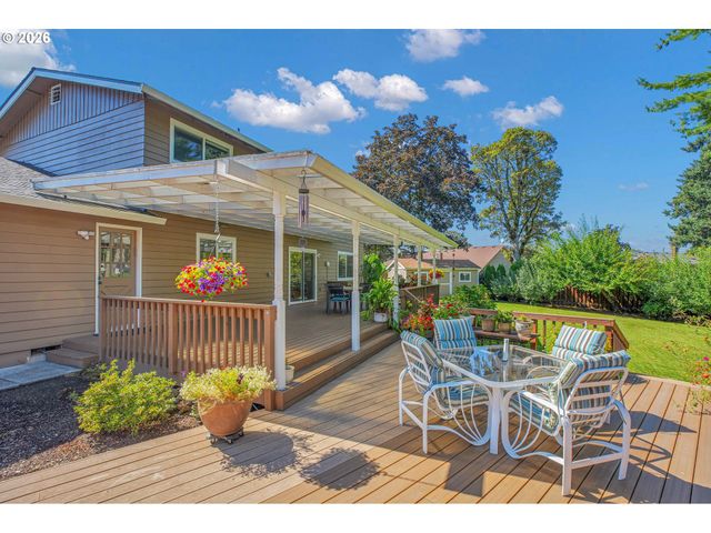 17295 TIMOTHY Way, Gladstone, OR 97027