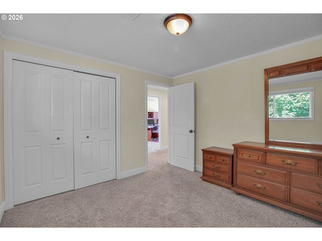 17295 TIMOTHY Way, Gladstone, OR 97027