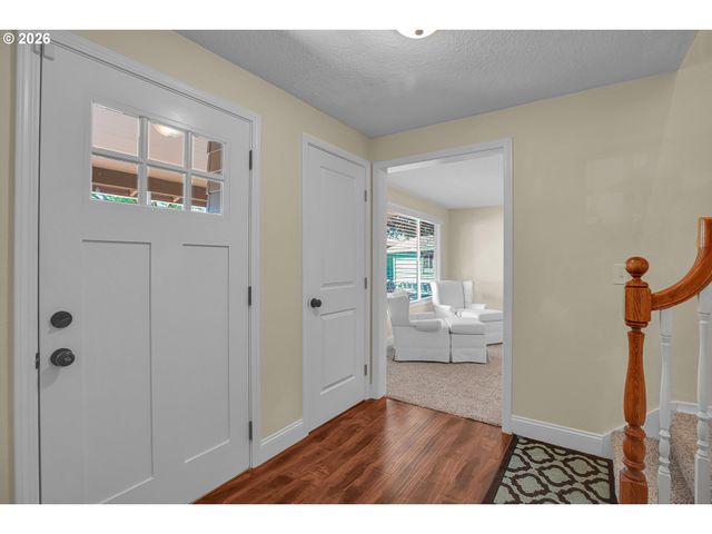 17295 TIMOTHY Way, Gladstone, OR 97027