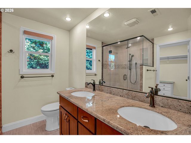 17295 TIMOTHY Way, Gladstone, OR 97027