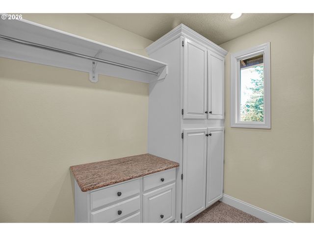 17295 TIMOTHY Way, Gladstone, OR 97027