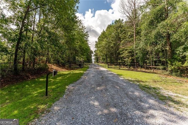 1158 Bailey Road, Aragon, GA 30104