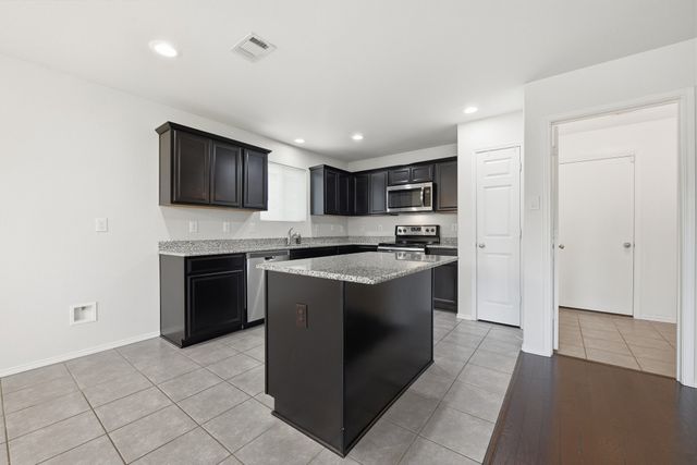 10001 Amosite Drive, Fort Worth, TX 76131