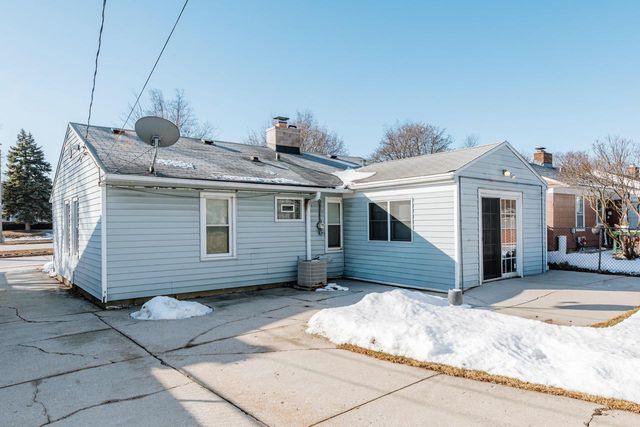 6136 W Oklahoma AVENUE, Milwaukee, WI 53219