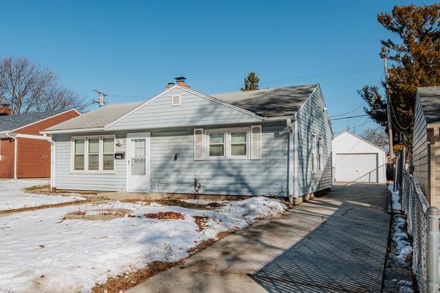 6136 W Oklahoma AVENUE, Milwaukee, WI 53219