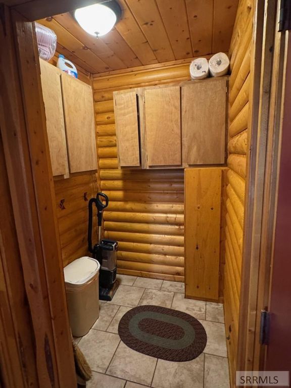 Image 11 of property listing at 3560 Rock Creek Lane, Island Park, ID 83429