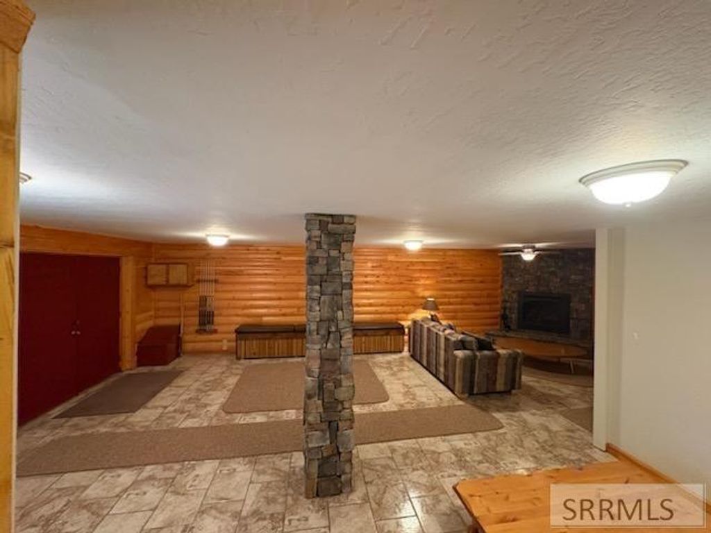 Image 19 of property listing at 3560 Rock Creek Lane, Island Park, ID 83429