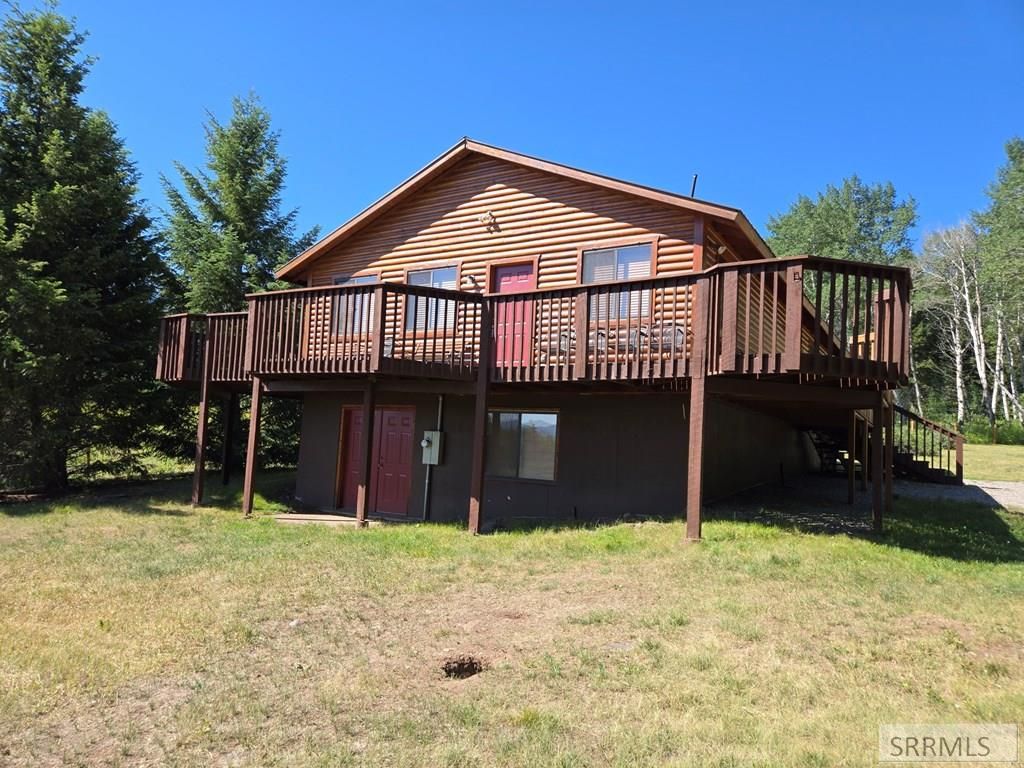 Image 43 of property listing at 3560 Rock Creek Lane, Island Park, ID 83429