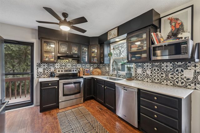 4756 70th Place, Urbandale, IA 50322