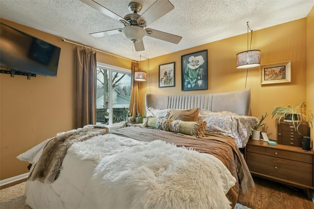 4756 70th Place, Urbandale, IA 50322