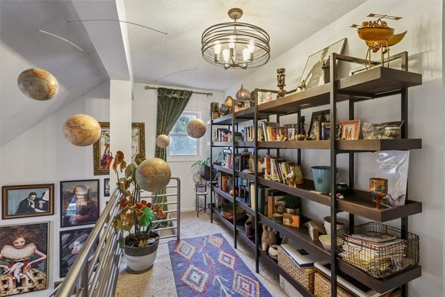 4756 70th Place, Urbandale, IA 50322