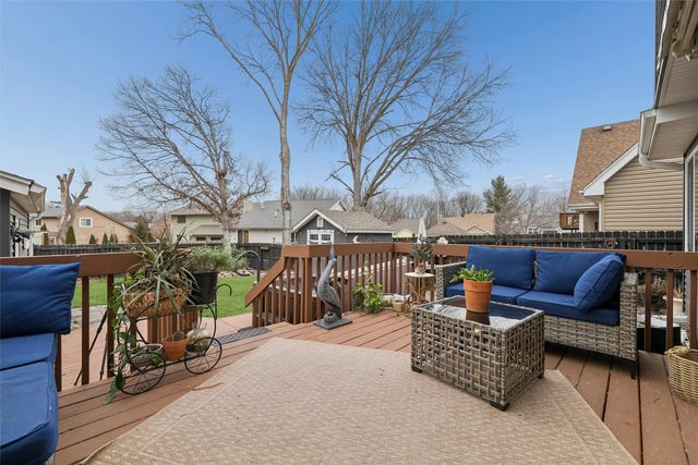 4756 70th Place, Urbandale, IA 50322